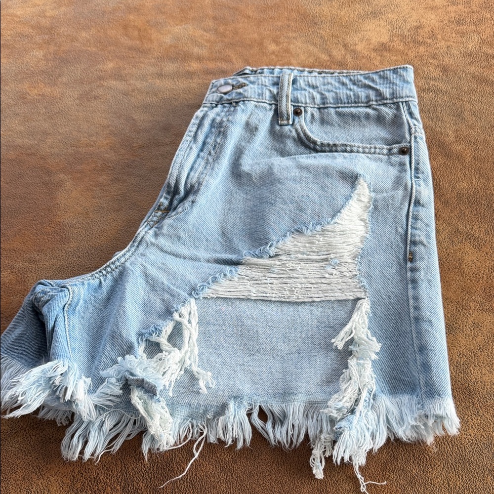 American Bazi Frayed Light Blue Denim Shorts